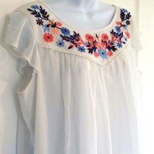 Motherhood embroidered floral white tunic blouse size Large